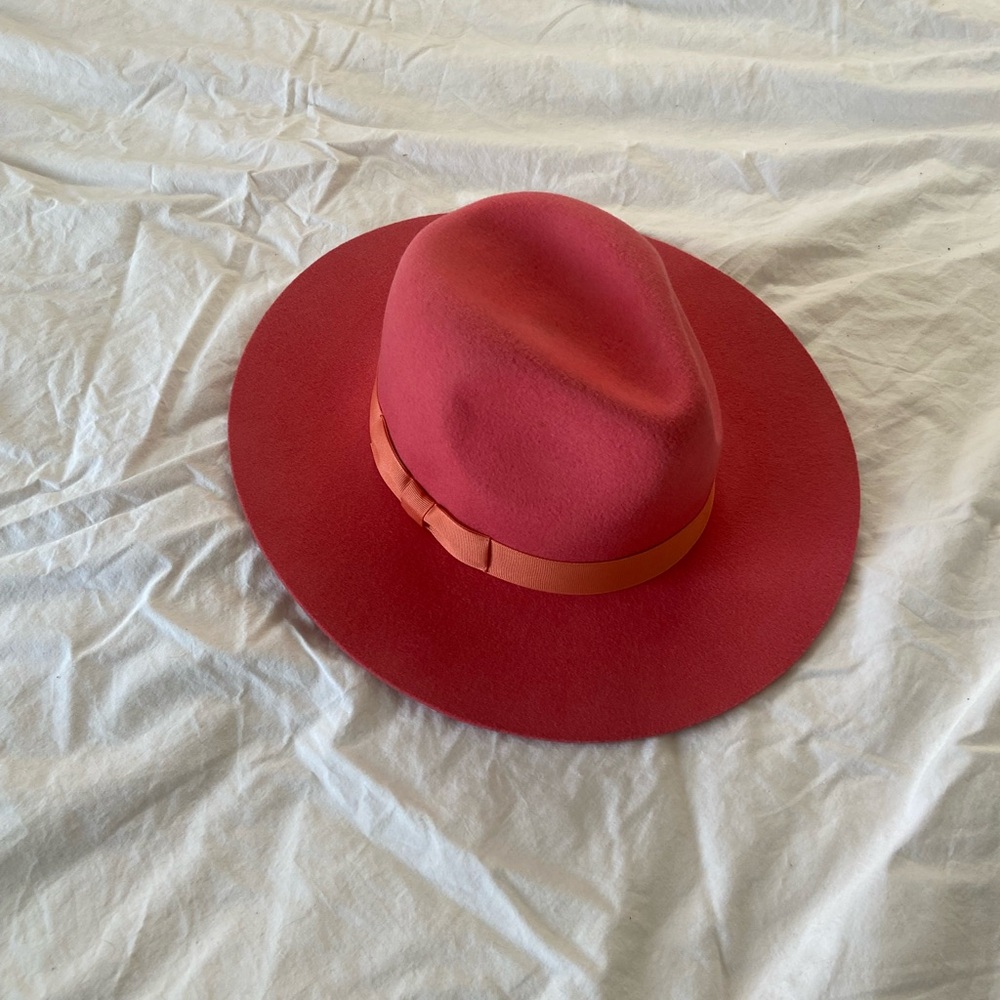 Lack of color aus hat